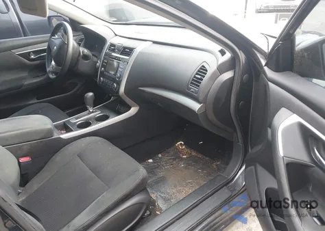 2015 Nissan Altima 2.5 S z USA, uszkodzony, nr VIN 1N4AL3AP5FN326967